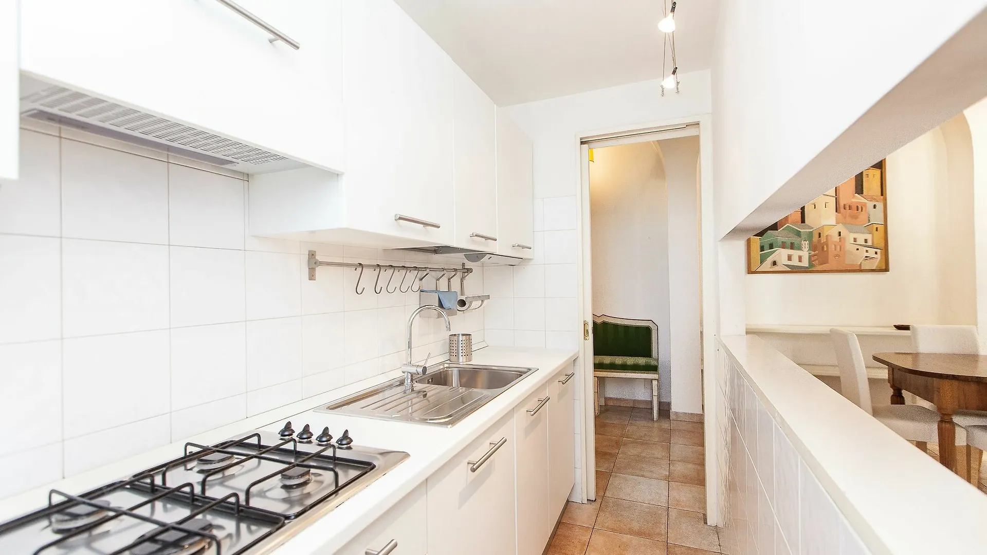 Rental In Rome Teatro Pace Apartment